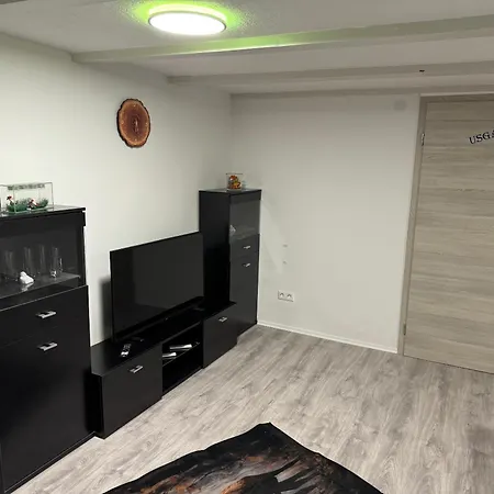 - Hotzenhuesli Apartament
